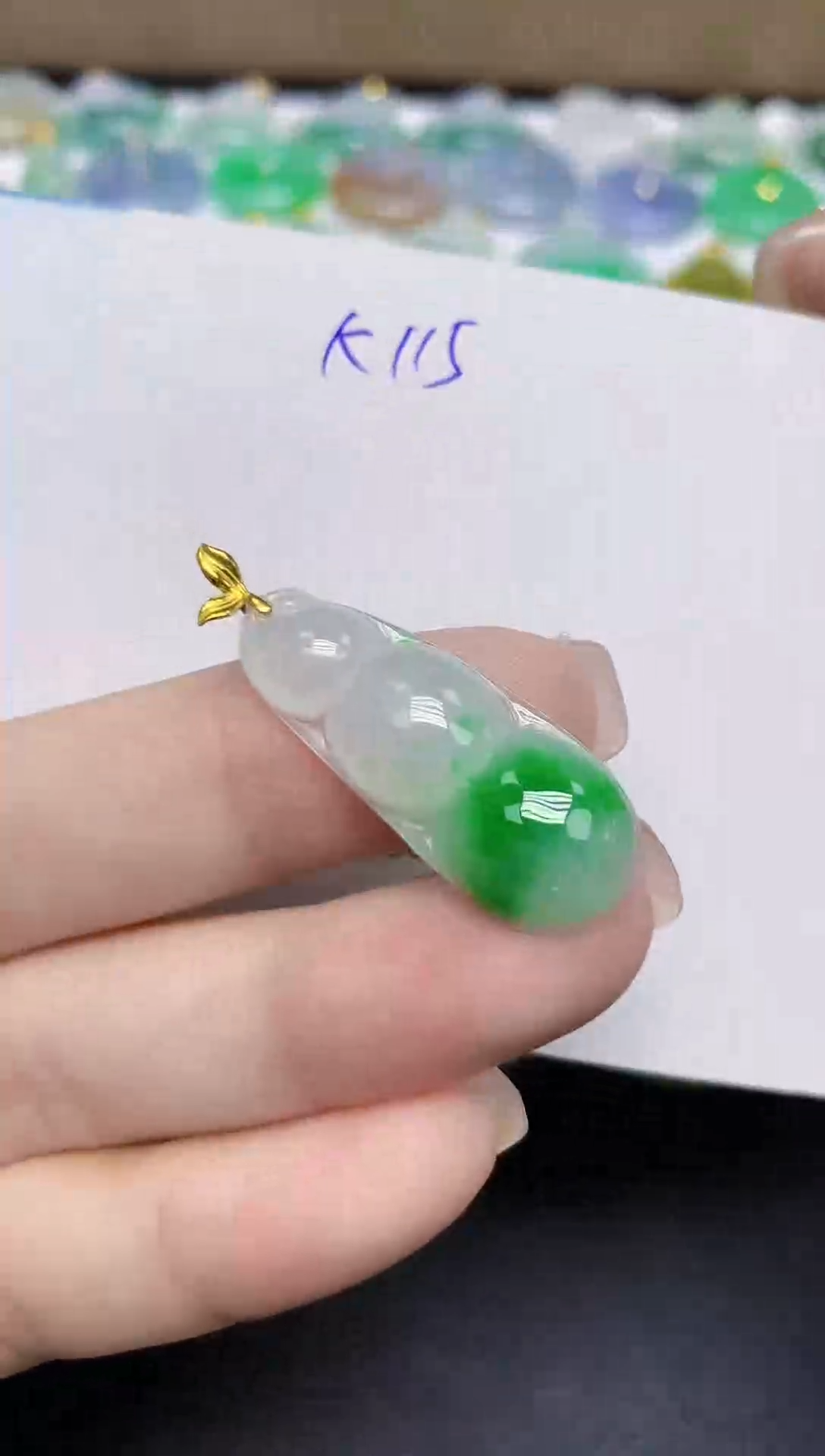 颈饰18K金镶嵌翡翠天然缅甸翡翠A货翡翠百元以上9元证书费自理