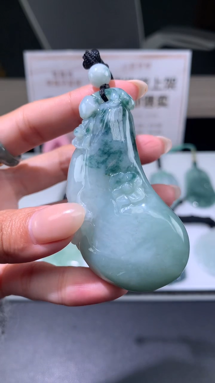 【闪购商品】定制翡翠未镶嵌不退不换CMH1件-A