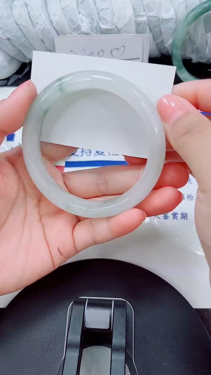 未镶嵌手镯石英质玉36-62/63