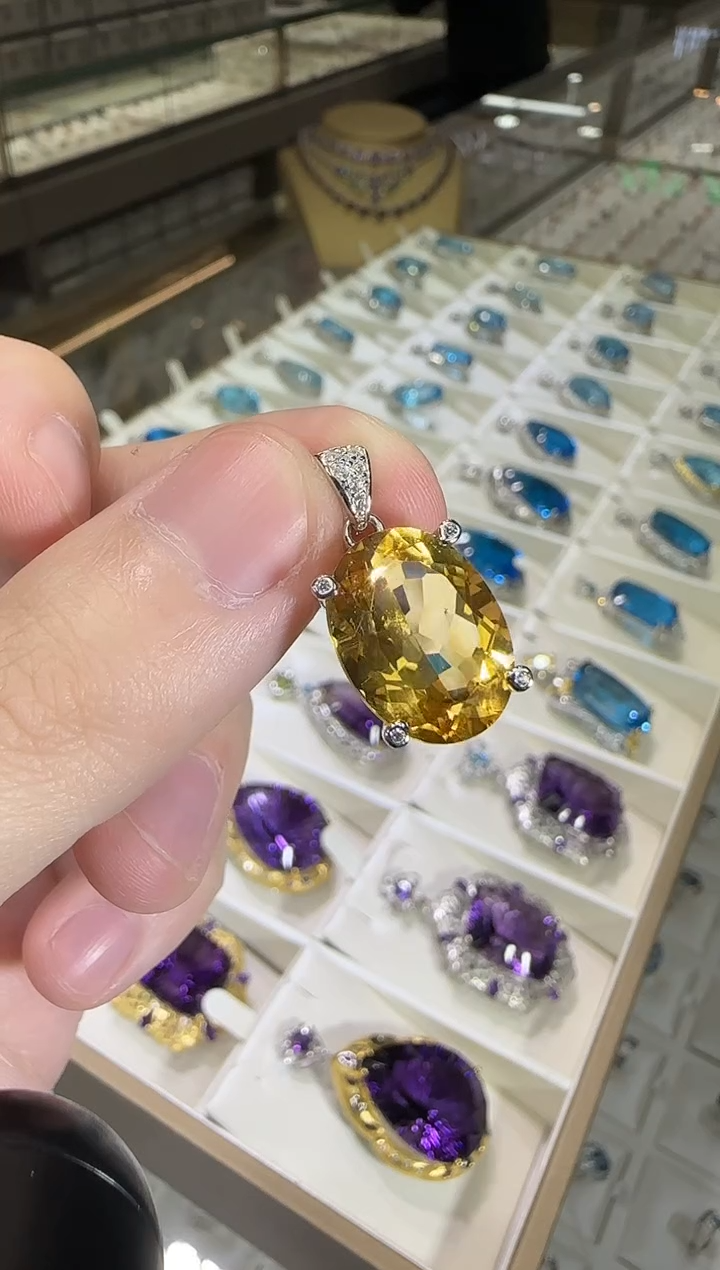 颈饰银S925镶嵌黄晶13*18mm