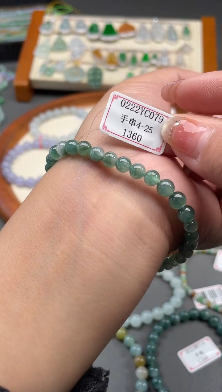【闪购商品】翡翠手串未镶嵌0222YC079