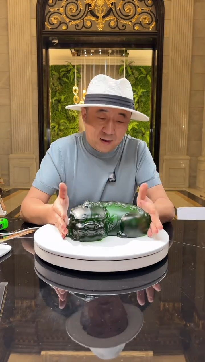 【闪购商品】摆件绿色卧福貔貅艺术琉璃摆件C6