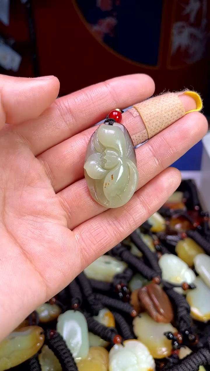 【闪购商品】和田玉颈饰未镶嵌1231