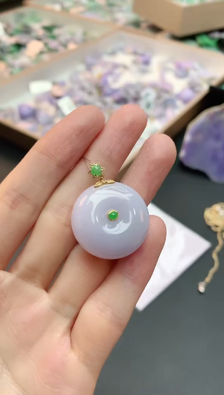 【闪购商品】翡翠颈饰18K金镶嵌赠礼盒证书 小君