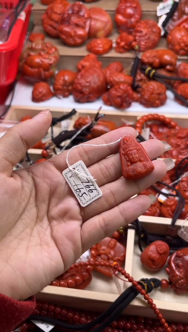 【闪购商品】南红玛瑙珠宝奇石未镶嵌766