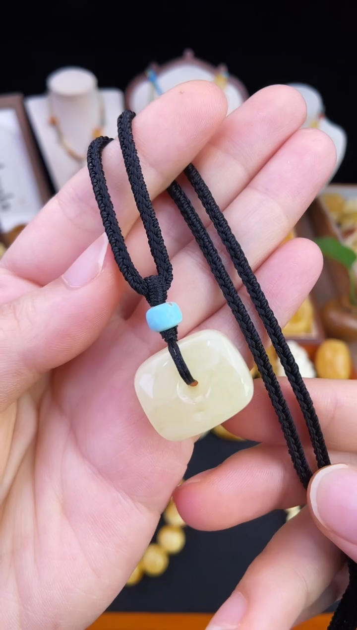 琥珀未镶嵌珠宝奇石柒月