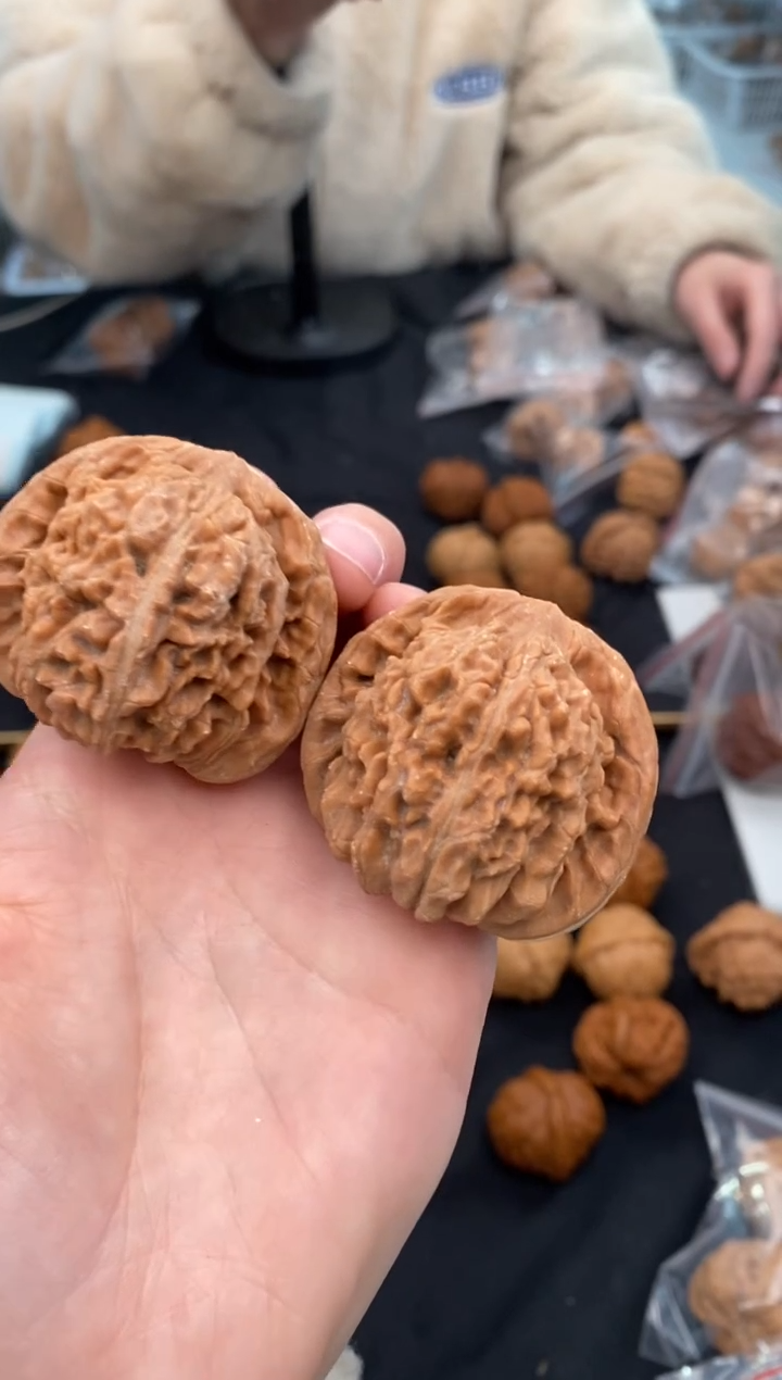 【闪购商品】文玩核桃把件汉高楼44-t661