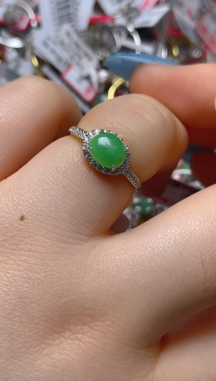 银S925镶嵌戒指翡翠百内无证书