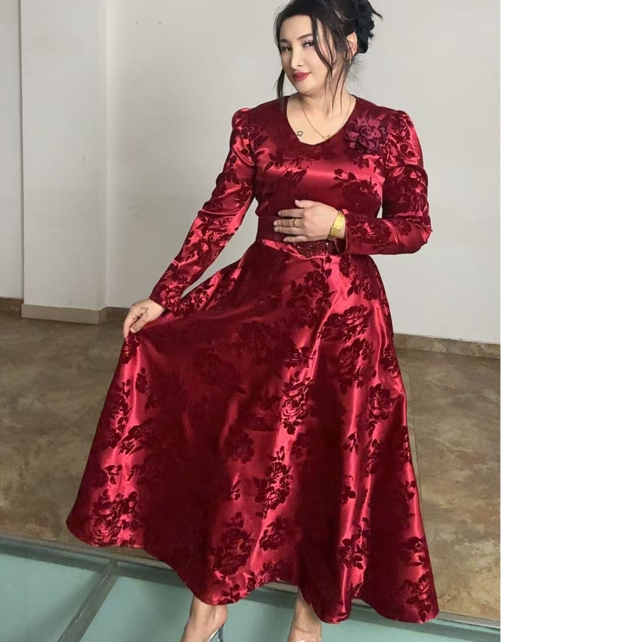 优雅新款印花长裙显气质