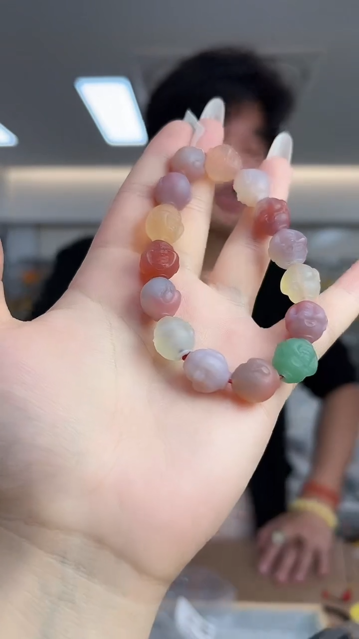 【闪购商品】玛瑙/玉髓盐源未镶嵌手粗