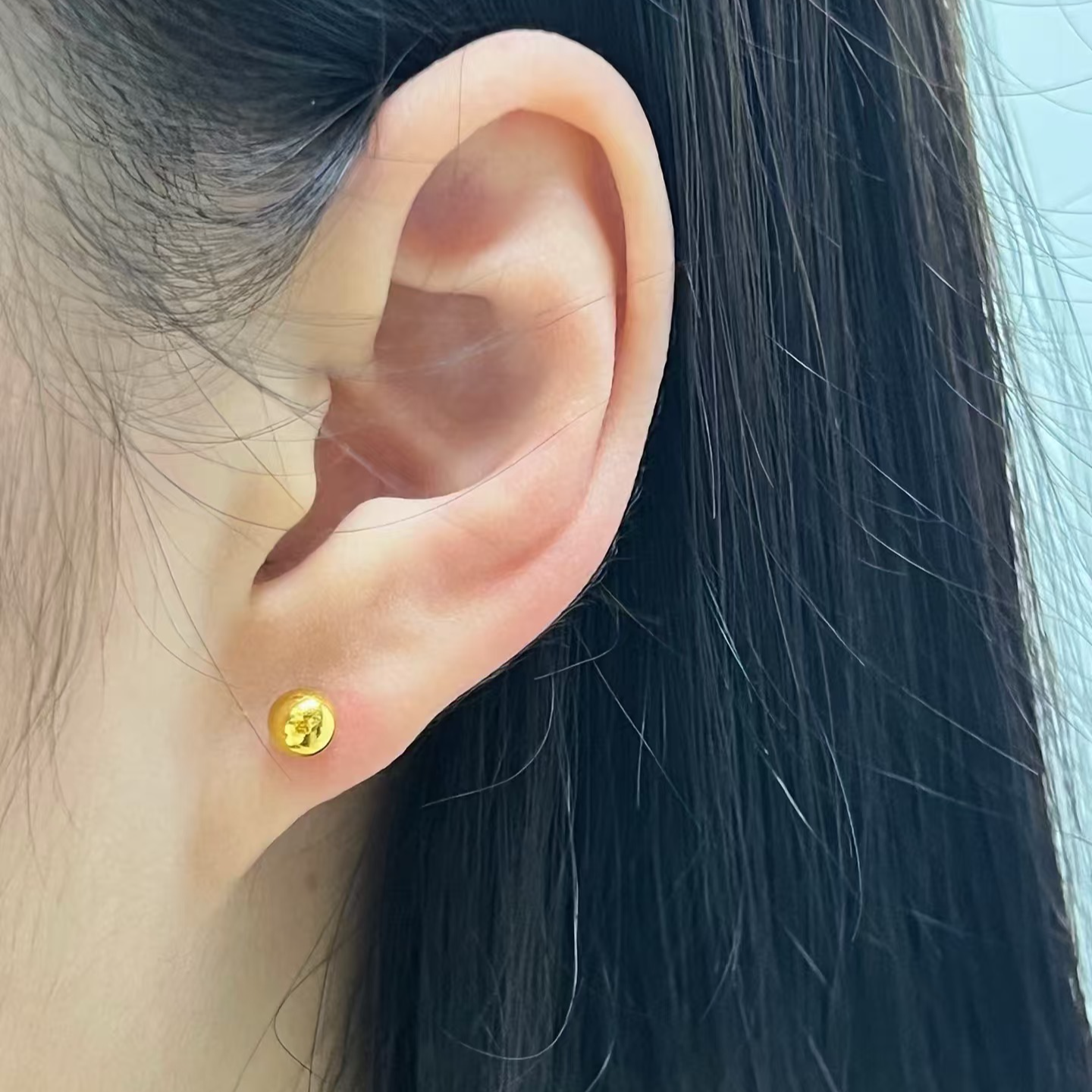 2.22克 光面球球耳钉