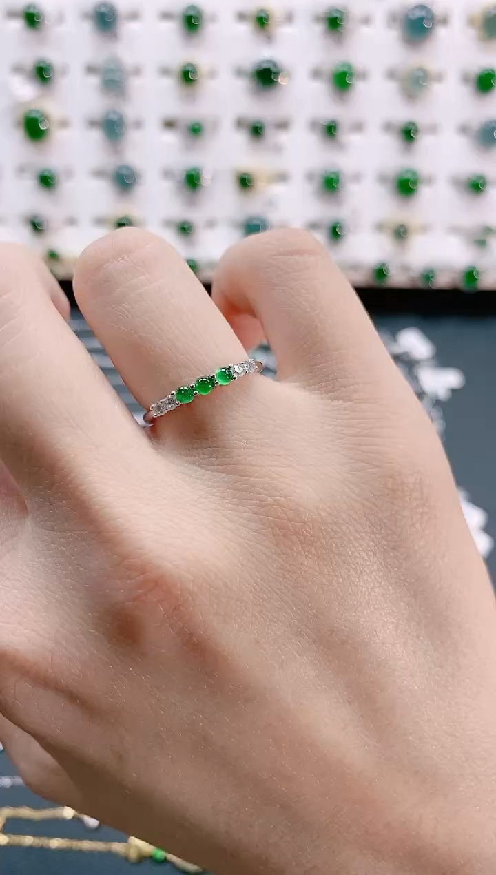 【闪购商品】翡翠戒指银S925镶嵌天然翡翠