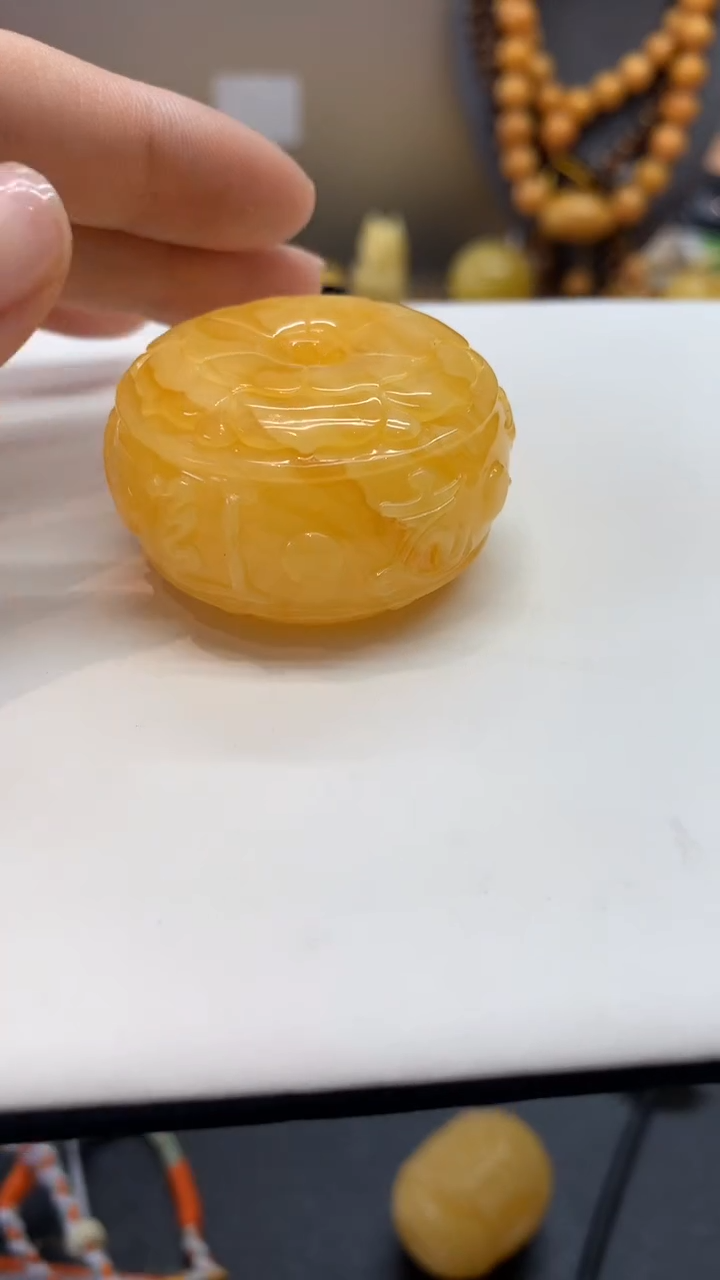 【闪购商品】未镶嵌琥珀珠宝奇石2975