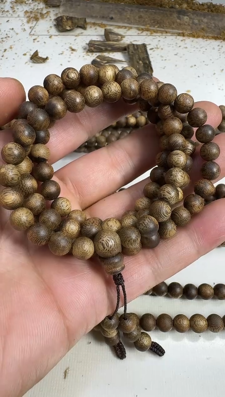 手串沉香乌身0.7规格多圈16克