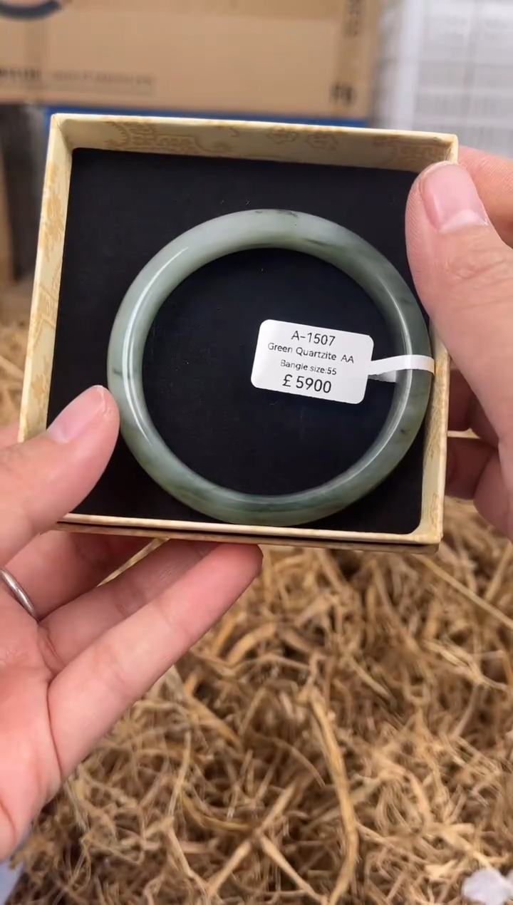 未镶嵌手镯石英质玉A-1507
