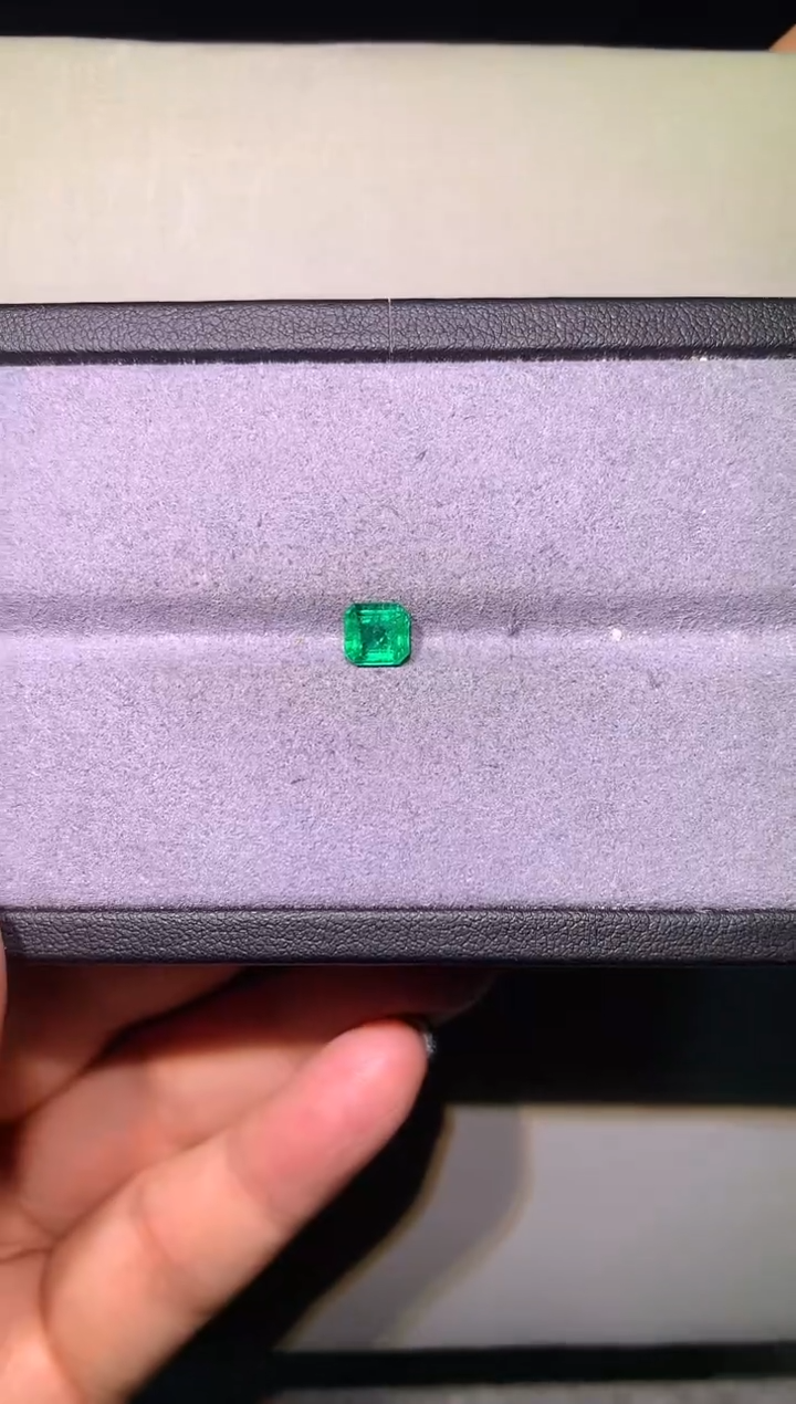 【闪购商品】祖母绿裸石未镶嵌1.2ctVVG微油吉尔德A225