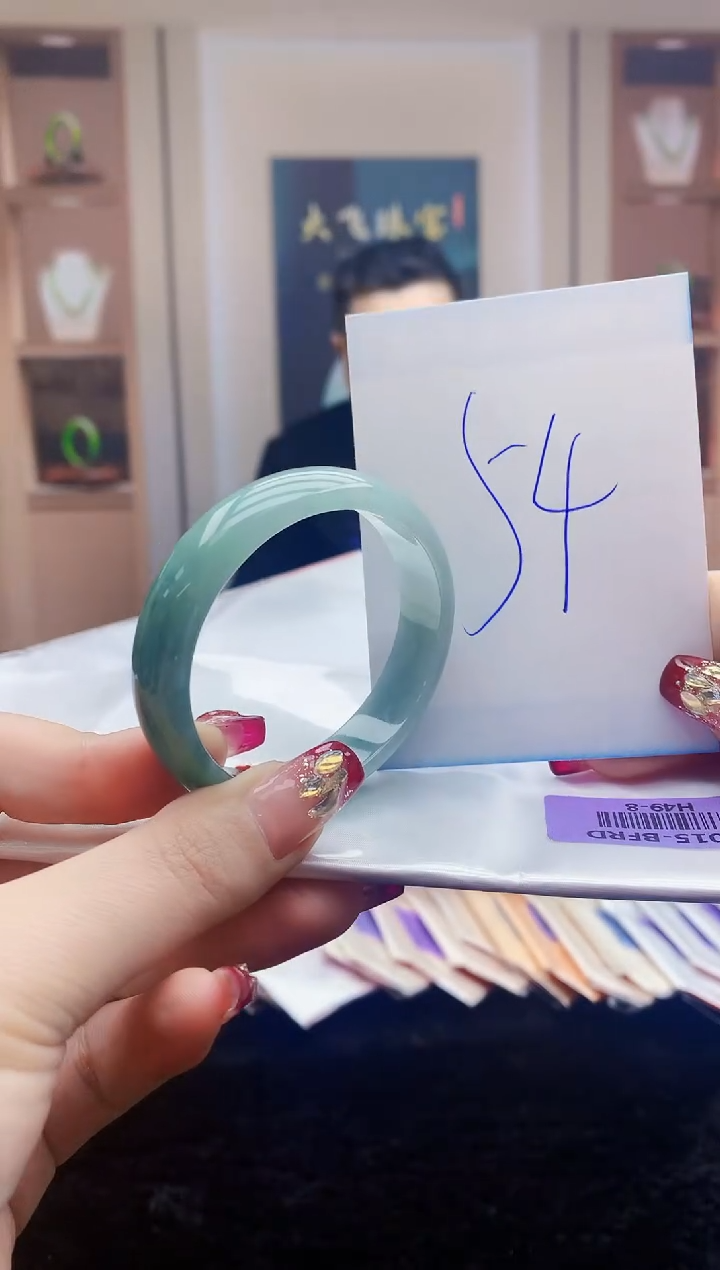 【闪购商品】翡翠手镯未镶嵌   H49-8