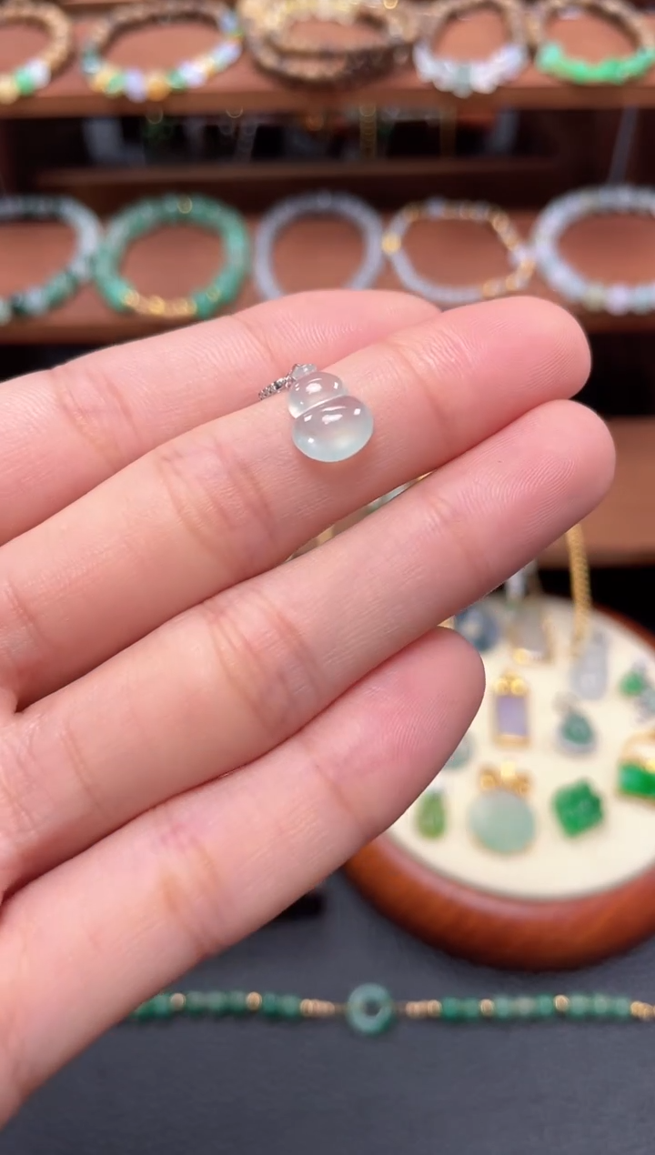 【闪购商品】翡翠吊坠(不含链)18K金镶嵌一个  JK261