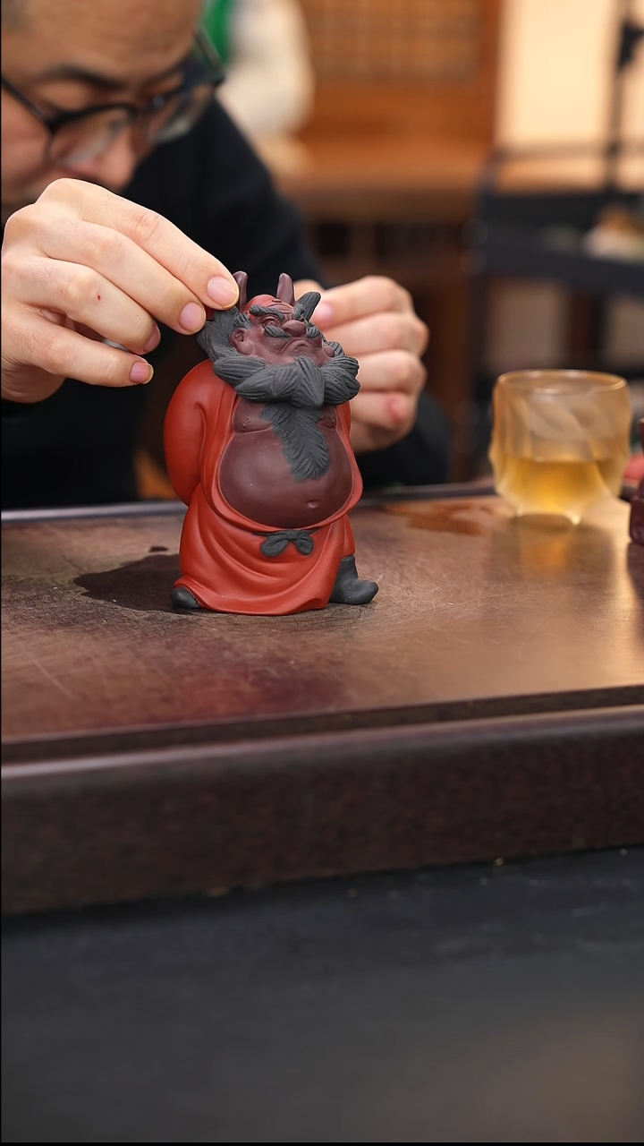 三色钟馗雕塑茶宠