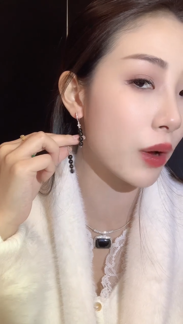 【闪购商品】翡翠耳饰18K金镶嵌C15翡翠