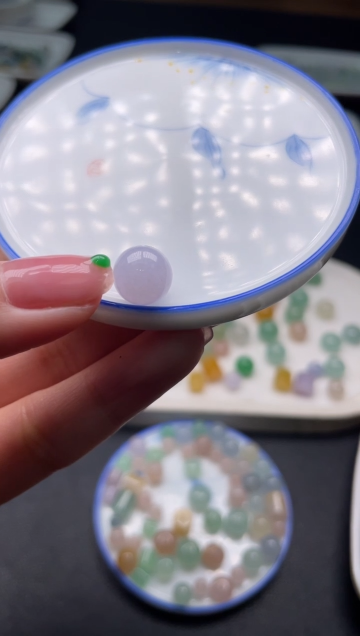 【闪购商品】翡翠颈饰未镶嵌啊A136