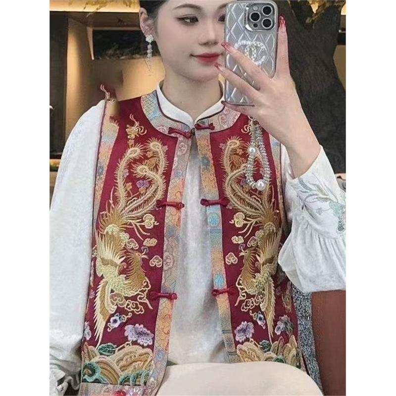 新中式潮流款春秋冬新款国风重工刺绣马甲背心女复古盘扣坎肩上衣