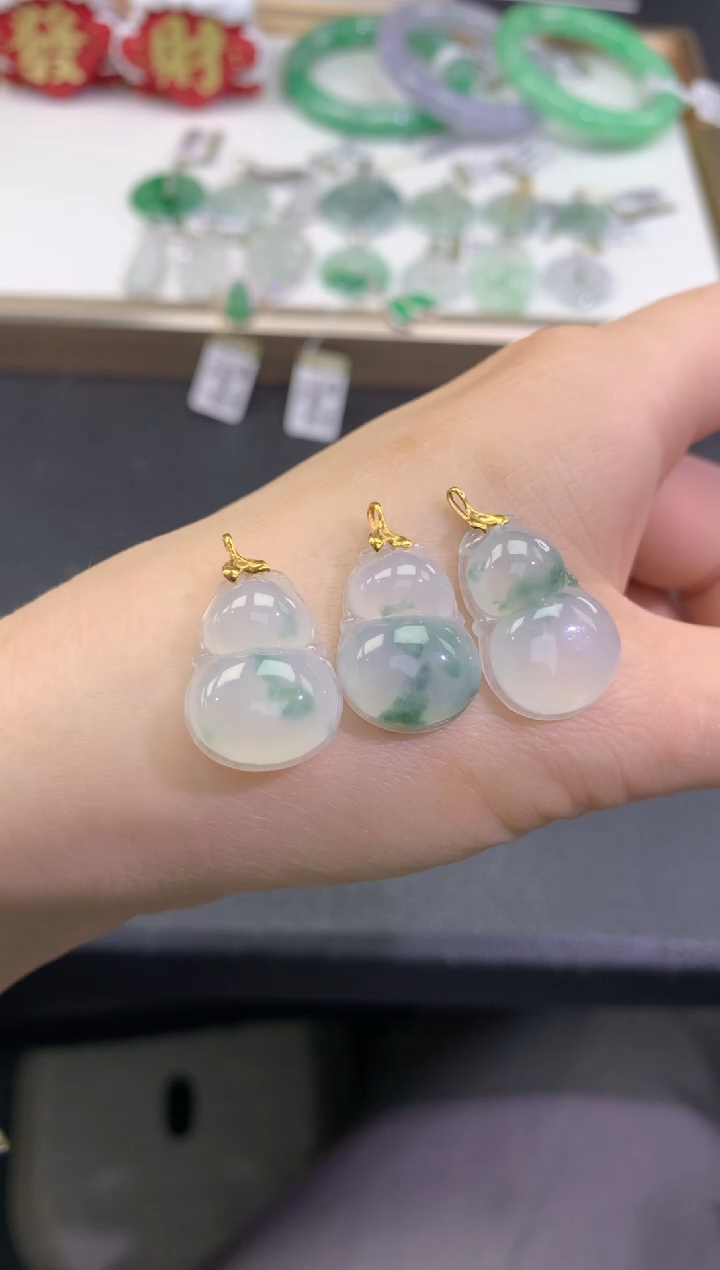 【闪购商品】翡翠吊坠(赠链)18K金镶嵌FA339 多样性发其一