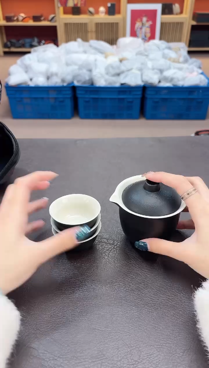 【闪购商品】摆件瓷SC1111111111111
