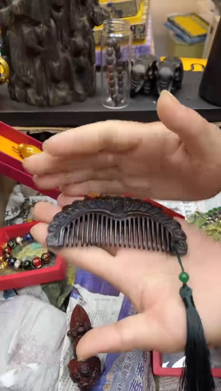 【闪购商品】大叶紫檀（黑酸枝木类）