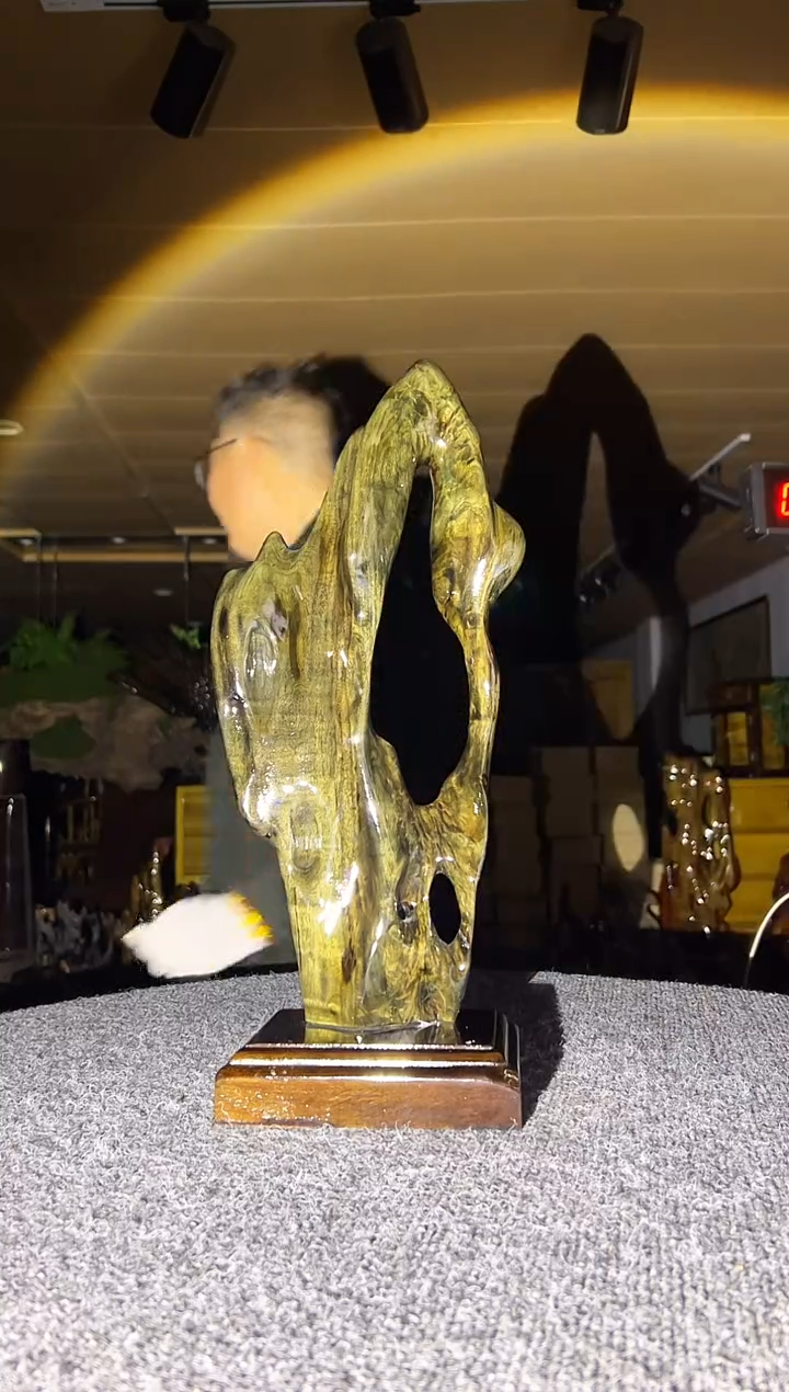 金丝楠木雕款M*J金丝楠木摆件