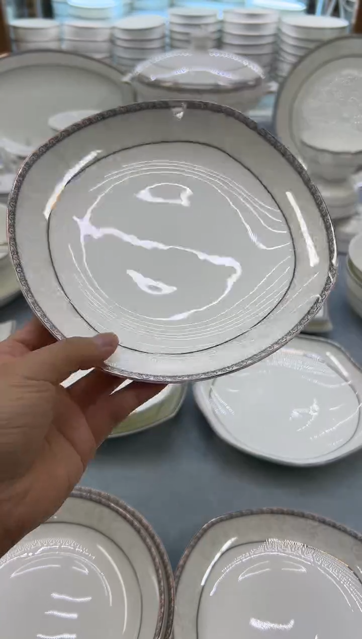 骨瓷玲珑8方2个 