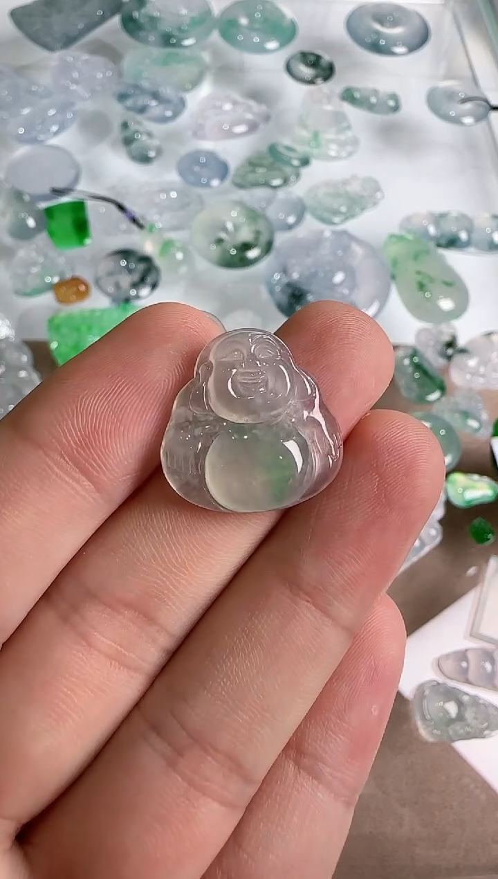 【闪购商品】翡翠吊坠(不含链)未镶嵌··