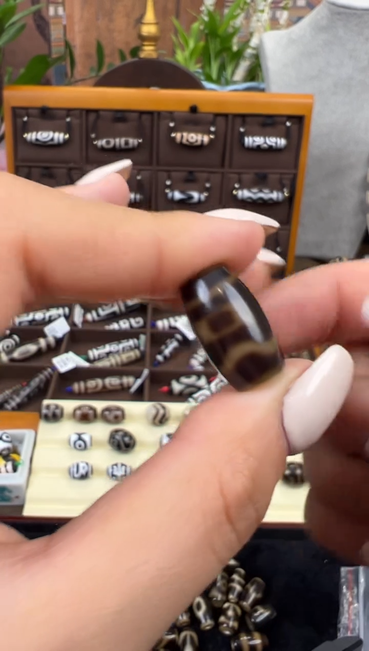 【闪购商品】玛瑙/玉髓吊坠(不含链)未镶嵌28.微瑕随机发货