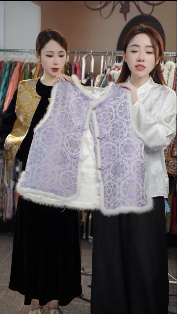 紫宝箱夹棉马甲    