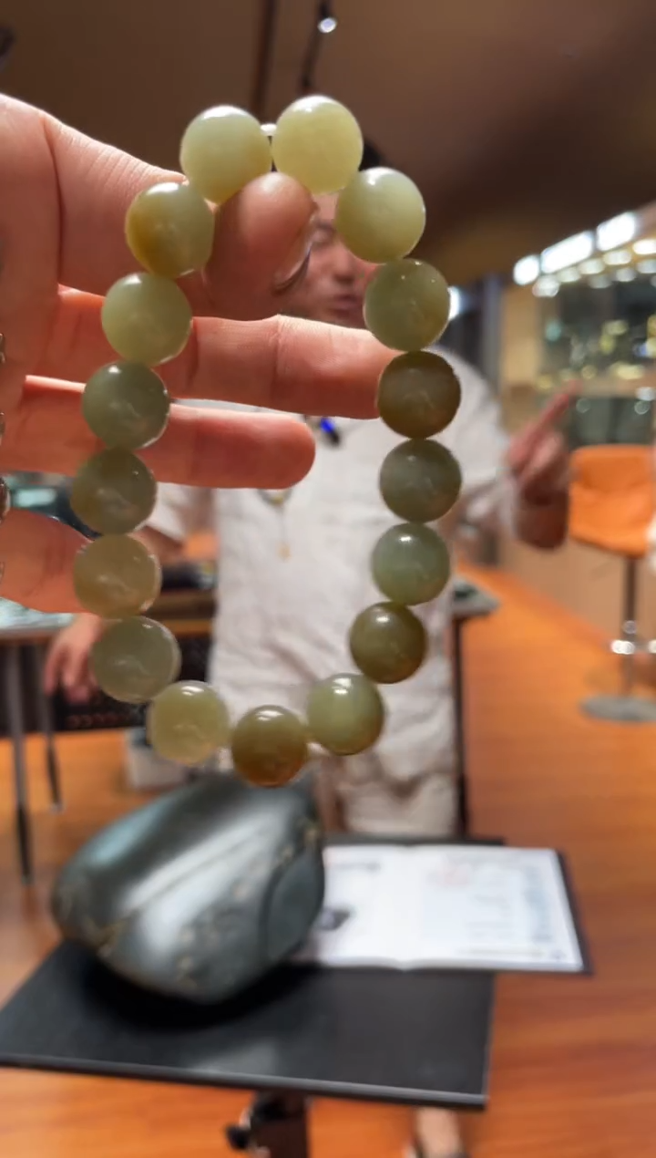 手串未镶嵌和田玉且末