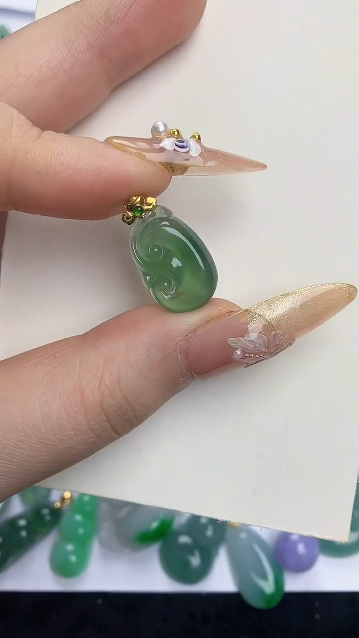 【闪购商品】翡翠颈饰18K金镶嵌天然缅甸A货翡翠，