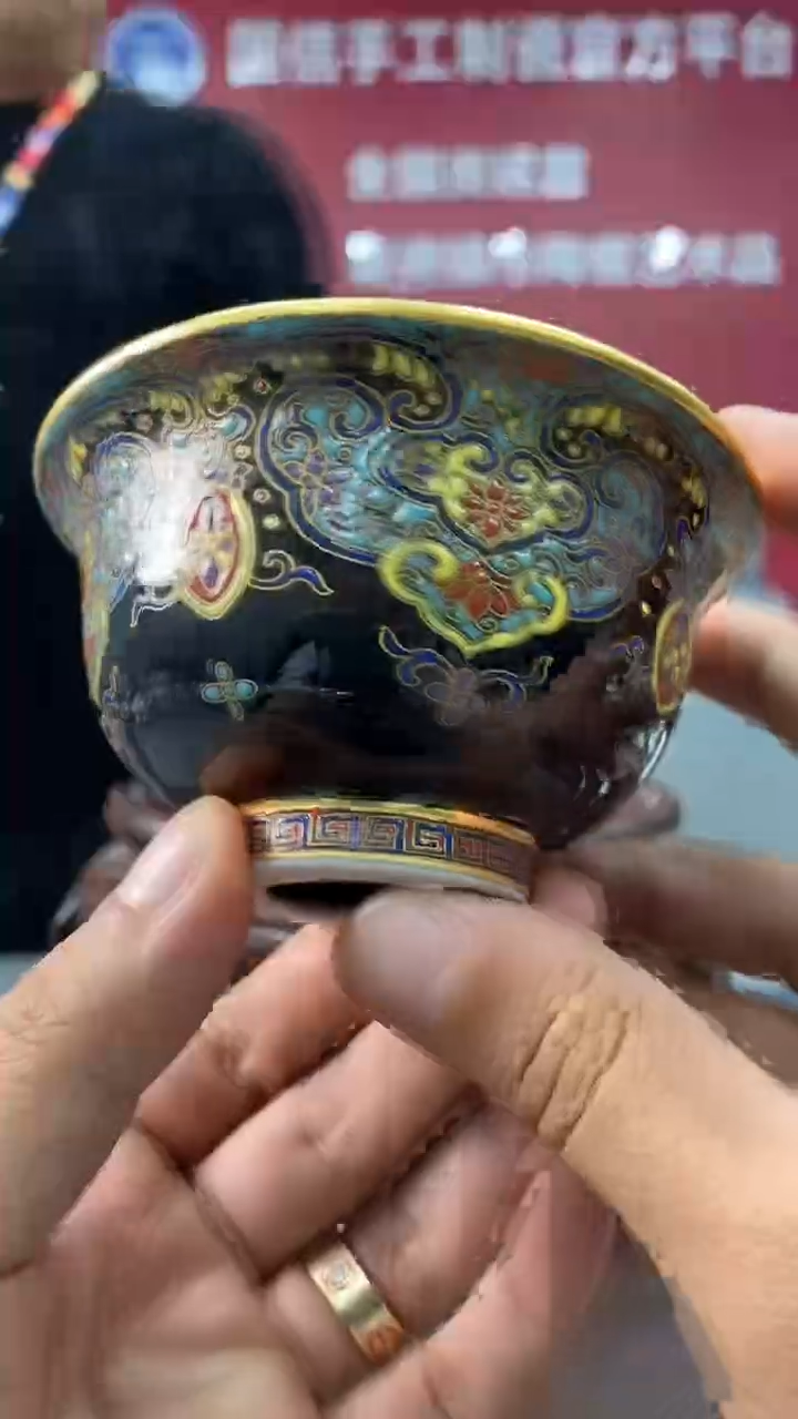 陶瓷b359景德镇瓷器一件