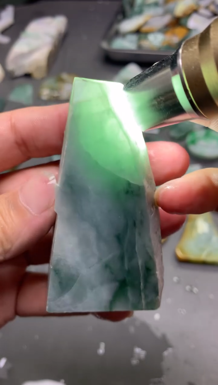 【闪购商品】翡翠颈饰未镶嵌天然缅甸翡翠A货