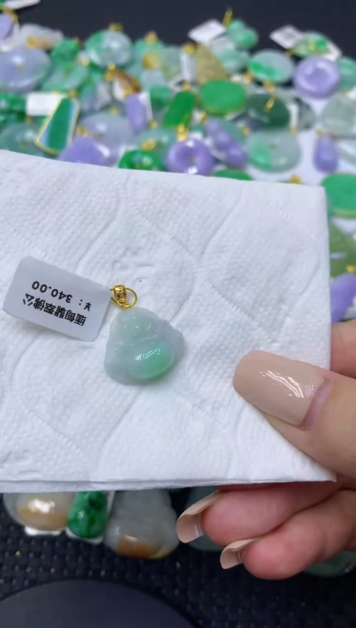 颈饰未镶嵌翡翠天然缅甸翡翠A货