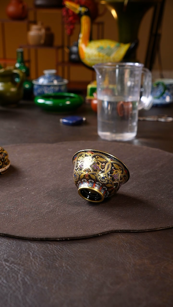 【闪购商品】龙御景窑堆金小压手杯