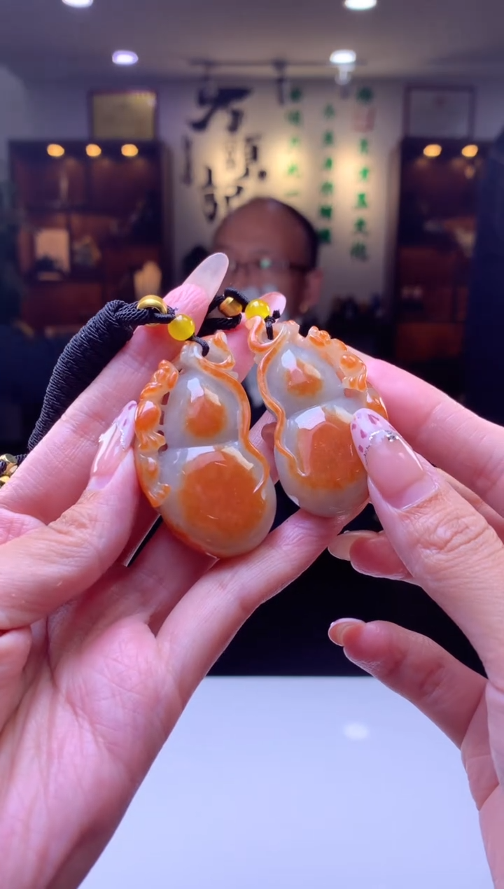 【闪购商品】定制翡翠未镶嵌挂件发货（拍一发一）