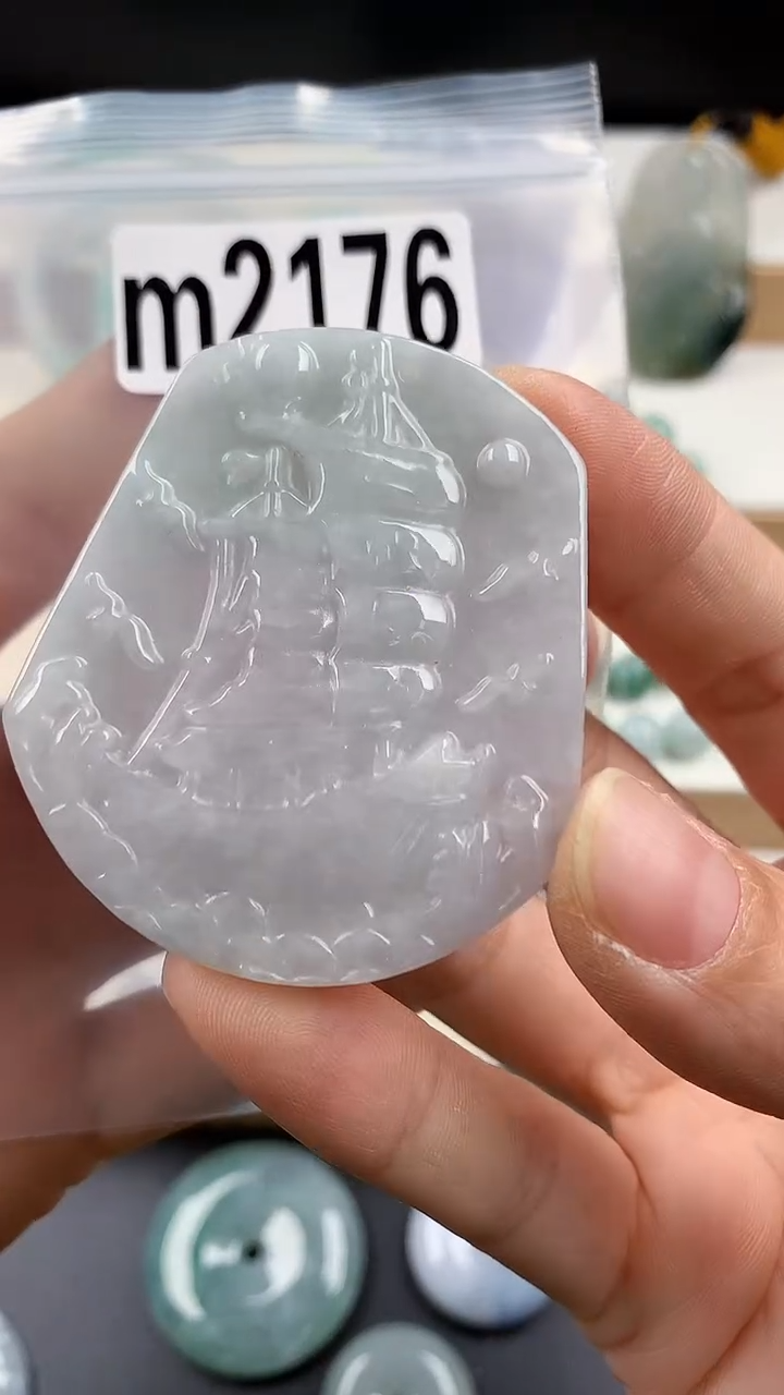 颈饰未镶嵌翡翠天然翡翠吊坠挂件