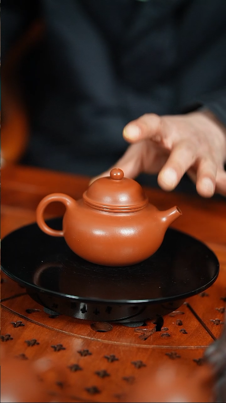 【闪购商品】紫砂茶宠朱泥纯手工容天薄胎内推200cc