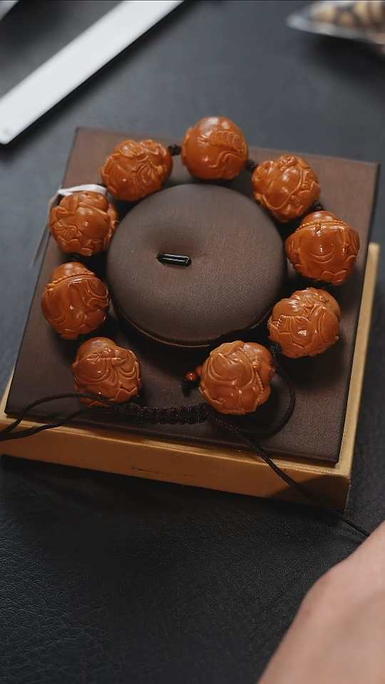 【闪购商品】橄榄核吊坠 梦梦精品核雕