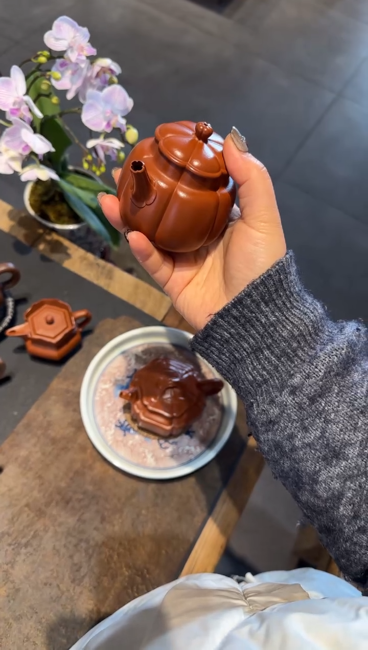 【闪购商品】紫砂茶壶繁花 朱泥