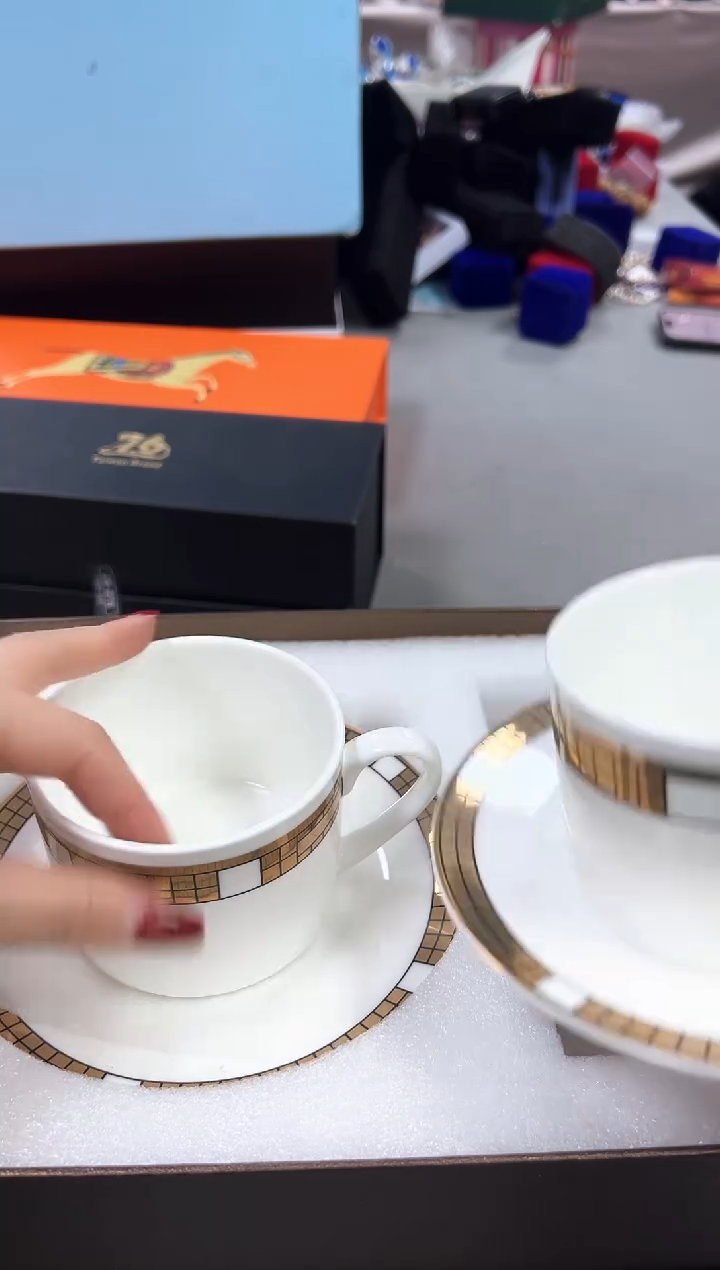 瓷片全场清货点菜就漏