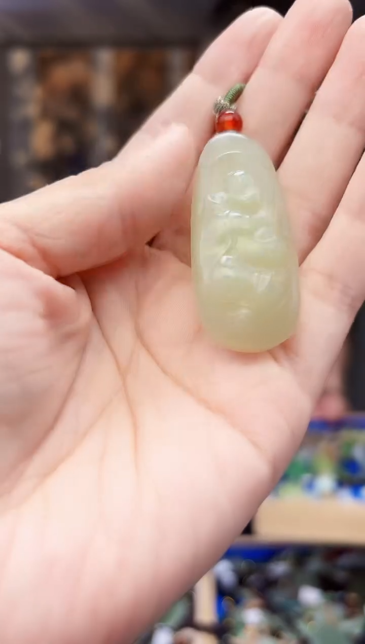 和田玉未镶嵌挂件拍一发一