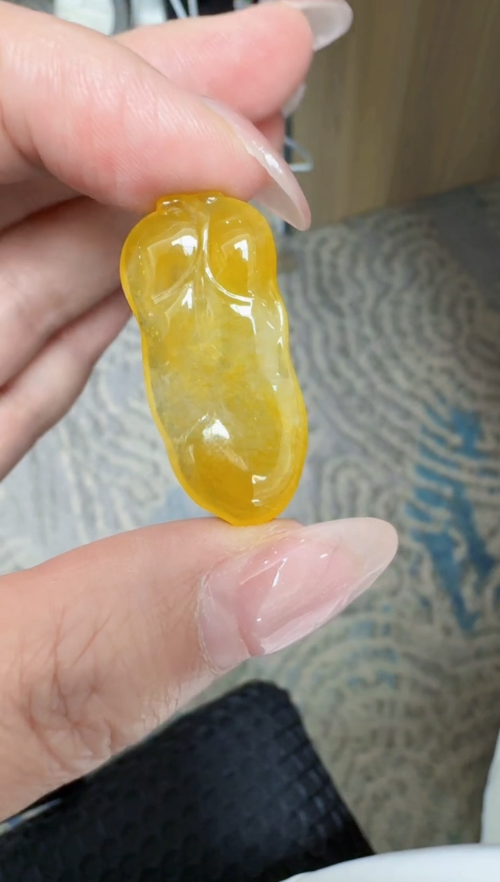 翡翠未镶嵌颈饰缅甸天然A货