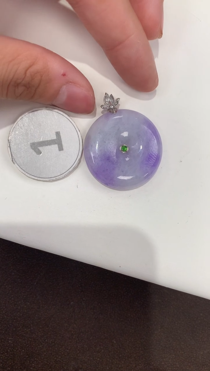颈饰18K金镶嵌翡翠天然缅甸a货翡翠