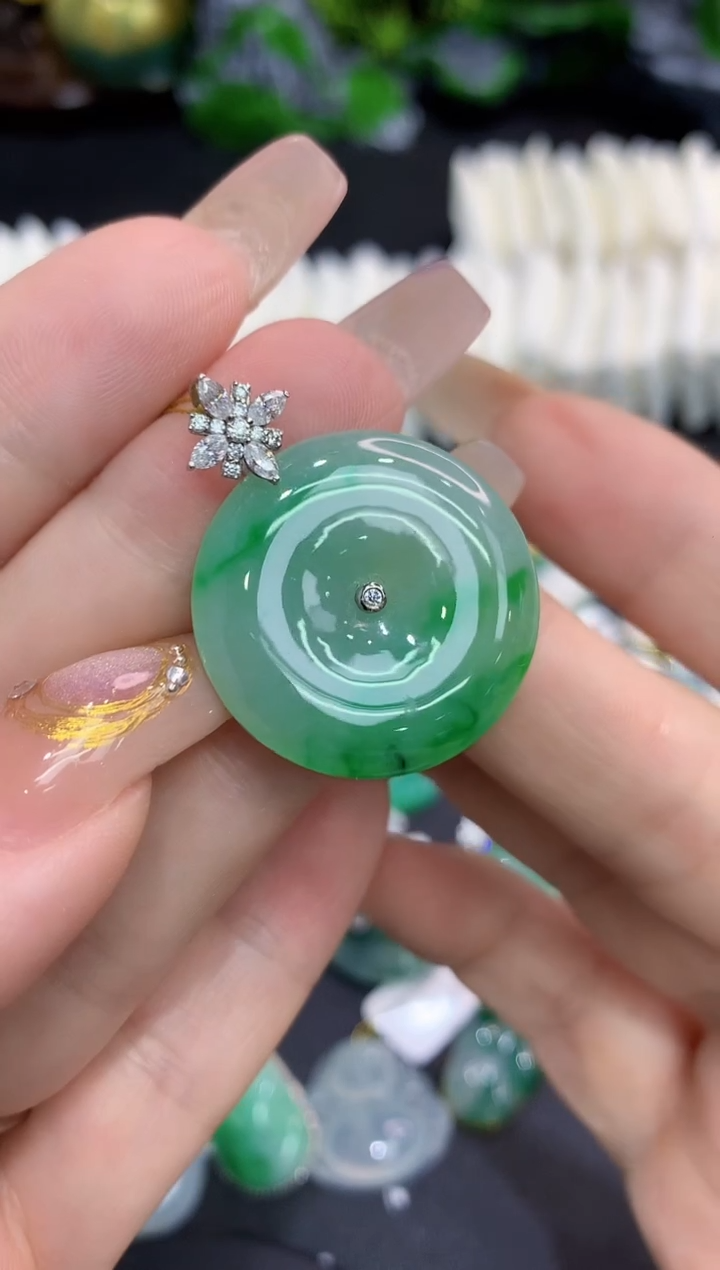 翡翠18K金镶嵌吊坠(不含链)11111